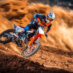 KTM 250 SX MY 2017 Action 03